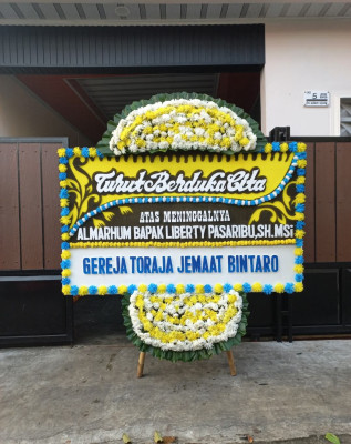 Papan Bunga Duka di Beji Timur
